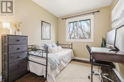 559 Rexway Court, Burlington, ON - Indoor