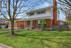 49 PLAZA SQUARE Belleville (Belleville Ward), ON K8N 4J2