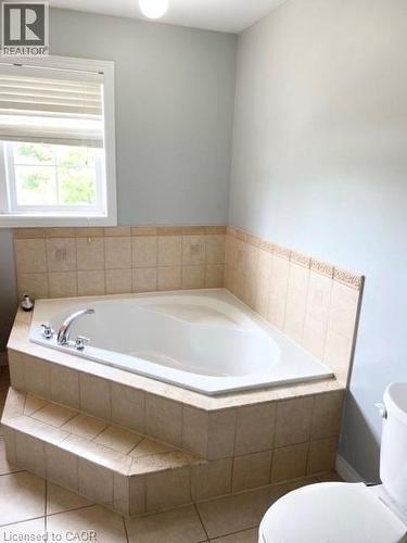 1101 Harrogate Drive, Ancaster, ON - Indoor Photo Showing Bathroom
