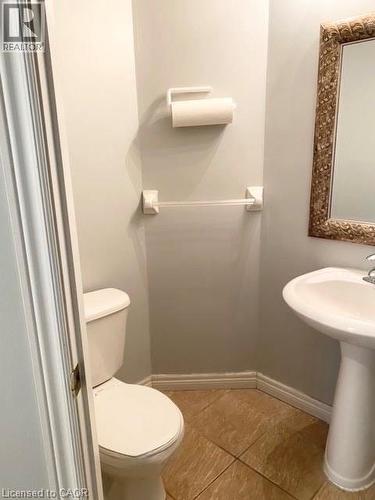 1101 Harrogate Drive, Ancaster, ON - Indoor Photo Showing Bathroom