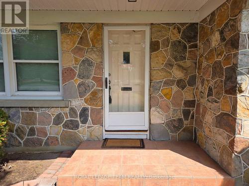 825 Killeen Avenue, Ottawa, ON - 