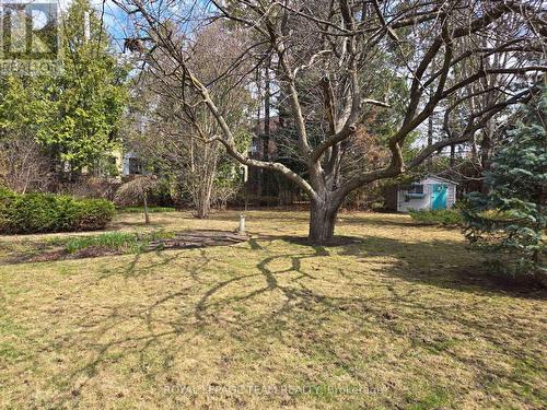 825 Killeen Avenue, Ottawa, ON - Outdoor