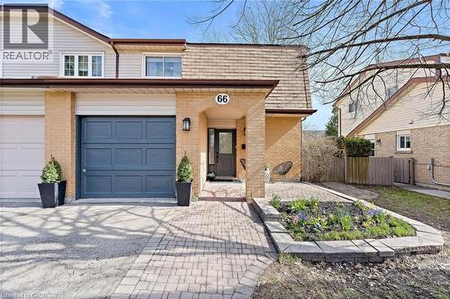 66 LAWNDALE Crescent  Brampton, ON L6S 3L4