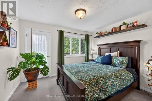 727 Aylmer Crescent, Kingston (South Of Taylor-Kidd Blvd), ON - Indoor Photo Showing Bedroom