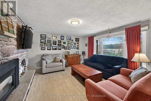 727 Aylmer Crescent, Kingston (South Of Taylor-Kidd Blvd), ON - Indoor Photo Showing Living Room With Fireplace