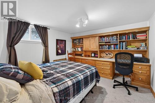 727 Aylmer Crescent, Kingston (South Of Taylor-Kidd Blvd), ON - Indoor