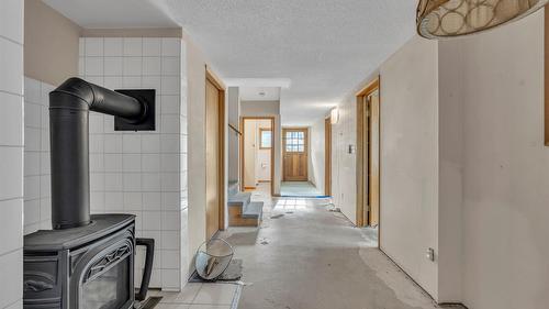 418 Panorama Crescent, Okanagan Falls, BC - Indoor Photo Showing Other Room
