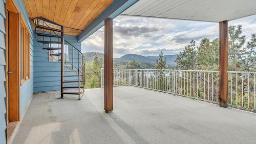 418 Panorama Crescent, Okanagan Falls, BC - Outdoor With Exterior