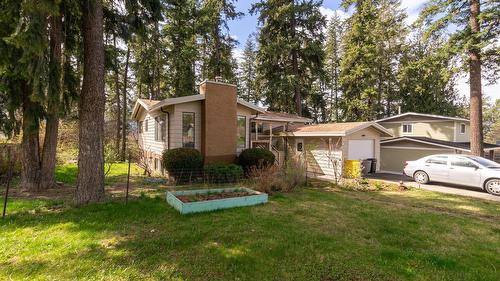 2780 25 Avenue  Salmon Arm, BC V1E 3C7