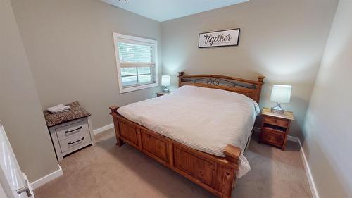 244 Boulder Creek, Cranbrook, BC - Indoor Photo Showing Bedroom