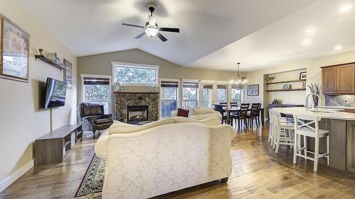 12633 Driftwood Court, Lake Country, BC - Indoor