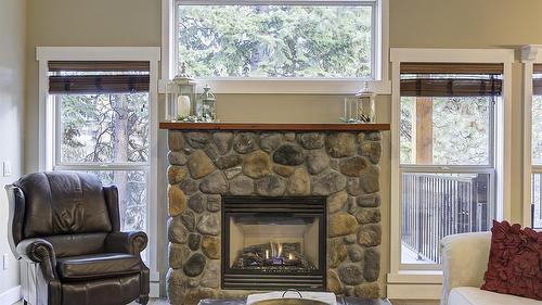 12633 Driftwood Court, Lake Country, BC - Indoor Photo Showing Dining Room