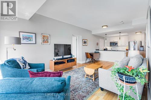 1106 - 75 Cleary Avenue, Ottawa, ON - Indoor Photo Showing Living Room