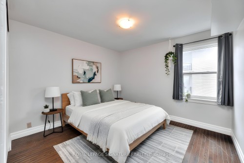 839 Stirling Avenue S, Kitchener, ON - Indoor Photo Showing Bedroom