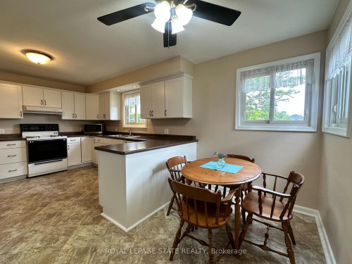 129 Broker Drive, Hamilton, ON - Indoor
