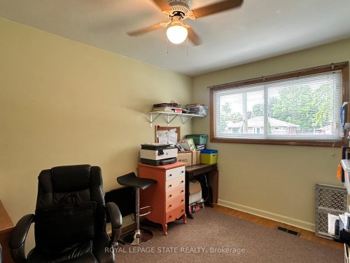 129 Broker Drive, Hamilton, ON - Indoor Photo Showing Office