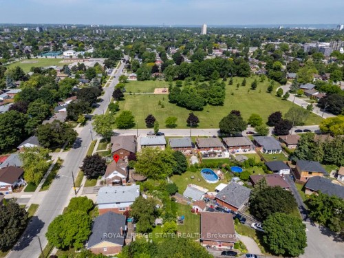 129 Broker Drive, Hamilton, ON - Outdoor With View