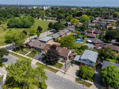 129 Broker Drive, Hamilton, ON - Outdoor With View