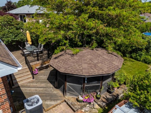 129 Broker Drive, Hamilton, ON - Outdoor With Deck Patio Veranda