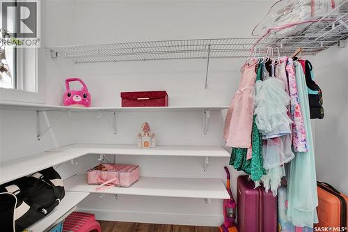 211 Stilling Union, Saskatoon, SK - Indoor With Storage