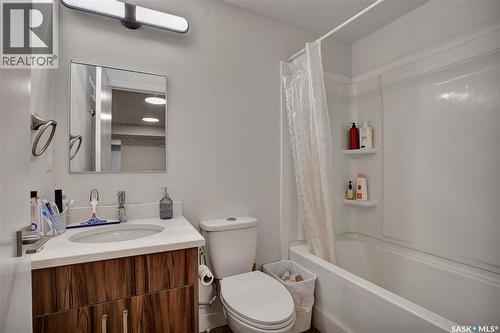 211 Stilling Union, Saskatoon, SK - Indoor Photo Showing Bathroom