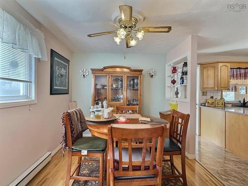 230 Salmon River Road, Valley, NS - Indoor Photo Showing Dining Room