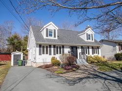 459 Waverley Road  Dartmouth, NS B2X 2Z9