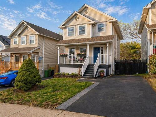 30 Glenbourne Court  Halifax, NS B3S 1E2