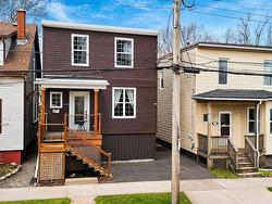 6243 Seaforth Street  Halifax, NS B3L 1R1