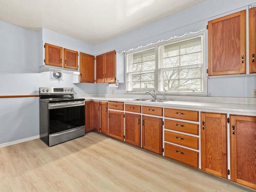 12 Raymoor Drive, Dartmouth, NS 
