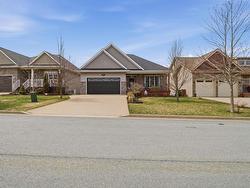 69 Bradford Place Bedford, NS B4B 0R7