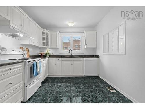 16 Covington Way, Halifax, NS 