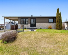 8 Rue Pierre-Laporte Grenville, QC J0V 1J0