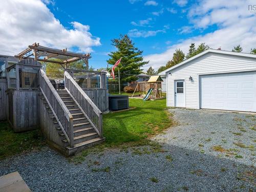 4 Evergreen Drive, Cole Harbour, NS 