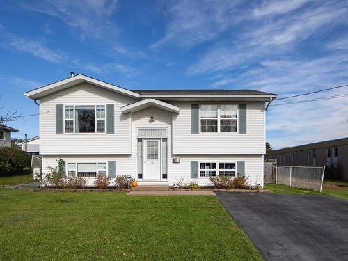 4 Evergreen Drive, Cole Harbour, NS 