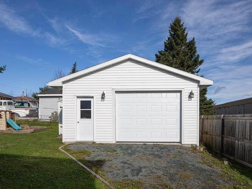 4 Evergreen Drive, Cole Harbour, NS 