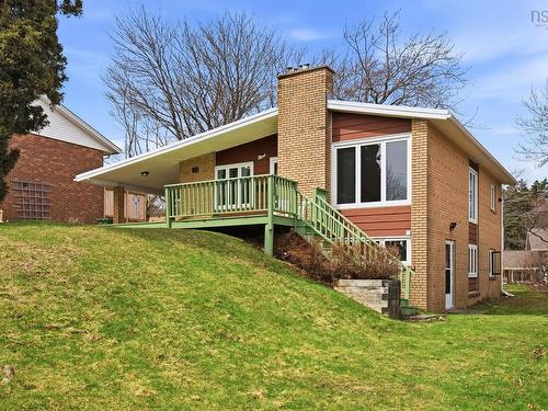 9 Parmbelle Lane, Halifax, NS 