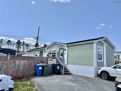 8 Wilson Avenue  Dartmouth, NS B2Y 2B3