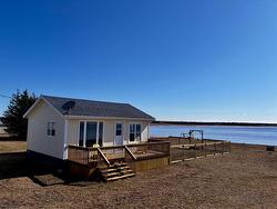 253 MacWilliams Lane Cape Traverse, PE C0B 1X0