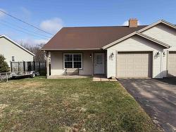 11 Park View Court Cornwall, PE C0A 1H4