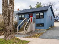 6441/6443 Summit Street  Halifax, NS B3L 1S2
