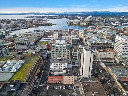 404-732 Broughton St  Victoria, BC V8W 3E9