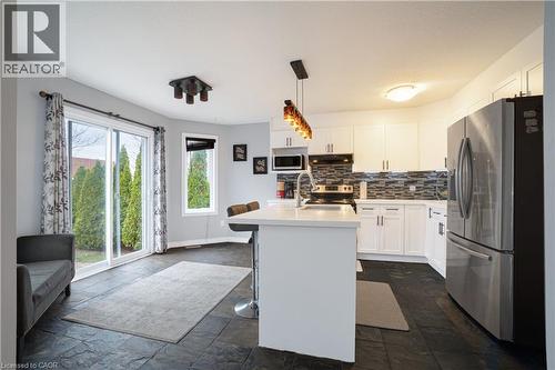 1723 Stackhouse Avenue, London, ON - Indoor Photo Showing Kitchen With Double Sink With Upgraded Kitchen
