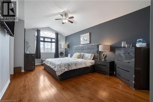 1723 Stackhouse Avenue, London, ON - Indoor Photo Showing Bedroom
