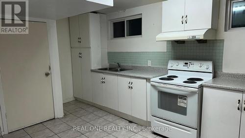 3622 Molly Avenue, Mississauga, ON 