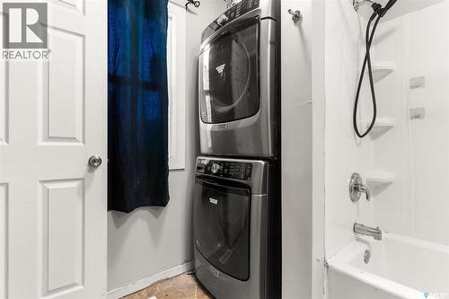 1247 King Street, Regina, SK - Indoor Photo Showing Laundry Room