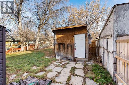 1247 King Street, Regina, SK - Outdoor
