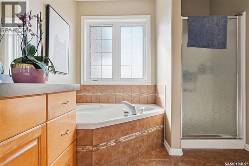 307 Van Impe Court, Saskatoon, SK - Indoor Photo Showing Bathroom