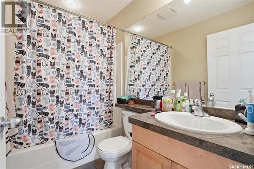 307 Van Impe Court, Saskatoon, SK - Indoor Photo Showing Bathroom