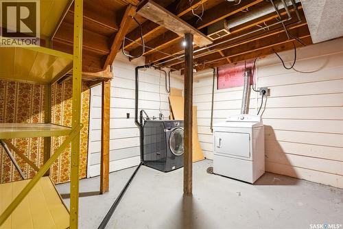 1115 9Th Street E, Saskatoon, SK - Indoor Photo Showing Laundry Room